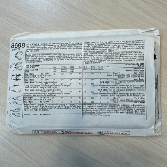 New uncut Simplicity apron pattern from 1999 - Picture 2 of 5